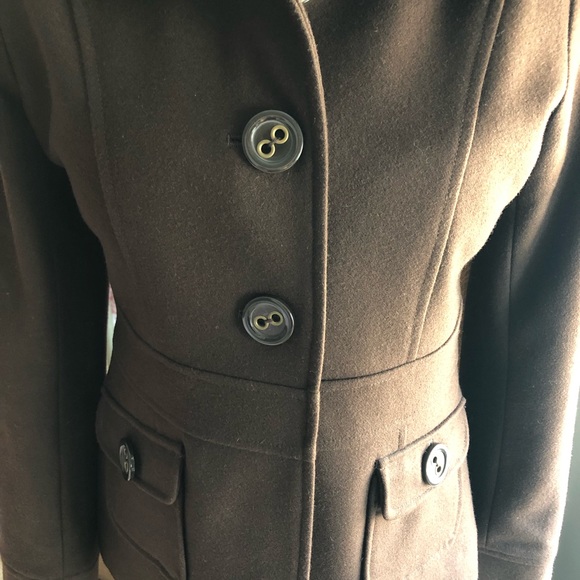 Short Coat by Tulle - Picture 2 of 7